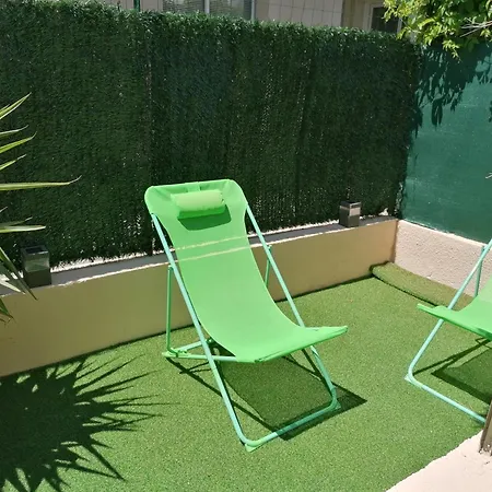 Agreable Duplex Et Ses 2 Terrasses Nyaraló Valras-Plage
